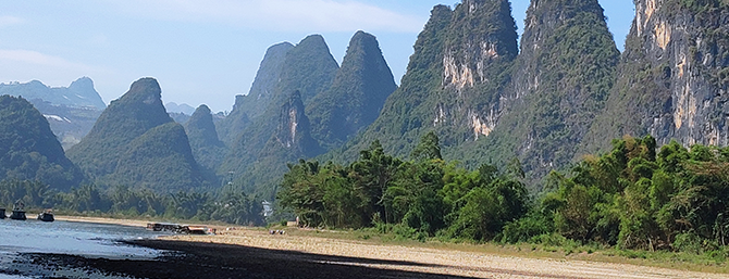陽朔的山，漓江的水，石金的人